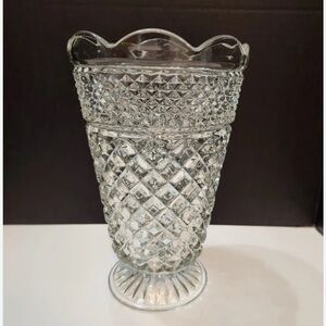Vintage Anchor Hocking Clear Glass Wexford Flower Vase